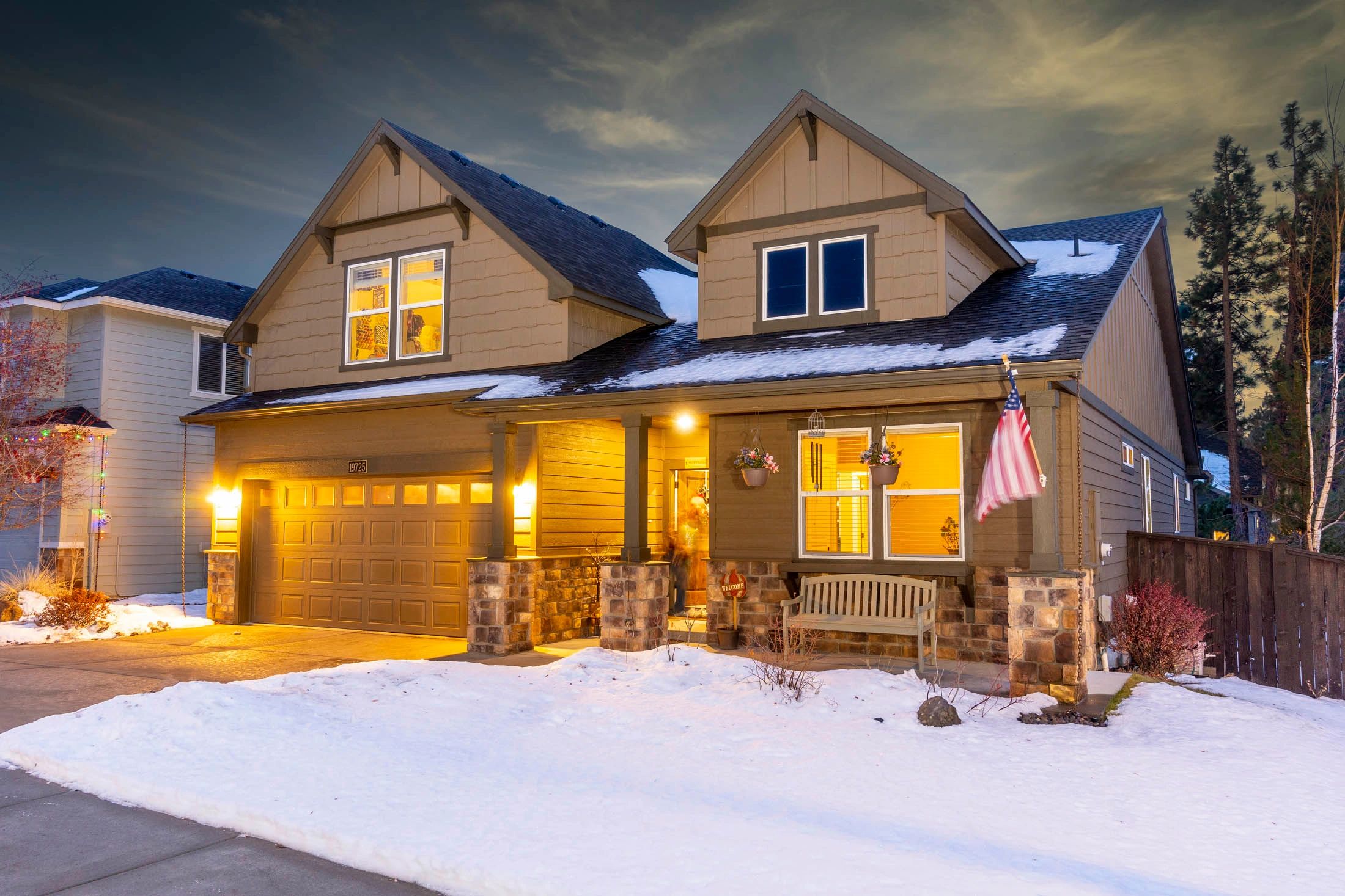 Real Estate Broker in Bend Aspen Rim Homes